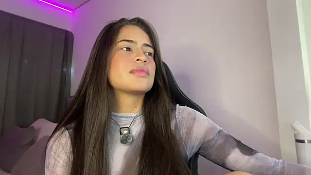 Snapshot of lexie_gray2 chatting on 04/10/26, 08:13 lexie gray2 online show from 04/10/26, 08:13