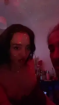 Snapshot of luluycoco chatting on 10/12/25, 01:21 luluycoco online show from 10/12/25, 01:21