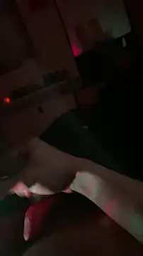 Snapshot of luluycoco chatting on 10/30/25, 11:22 luluycoco online show from 10/30/25, 11:22