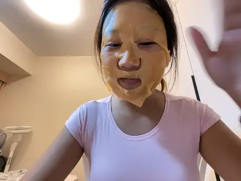 xena0501 online show from 10/17/25, 02:41