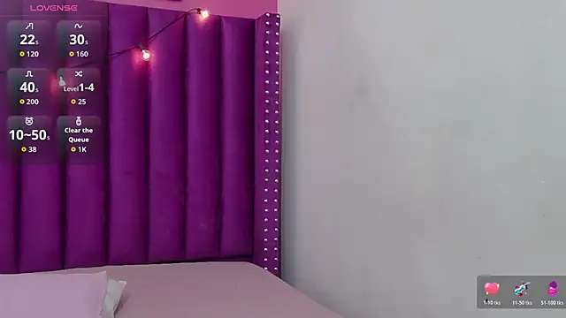 cutepetitee online show from 10/27/25, 07:18