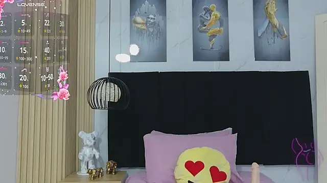 cutepetitee online show from 07/15/26, 12:43