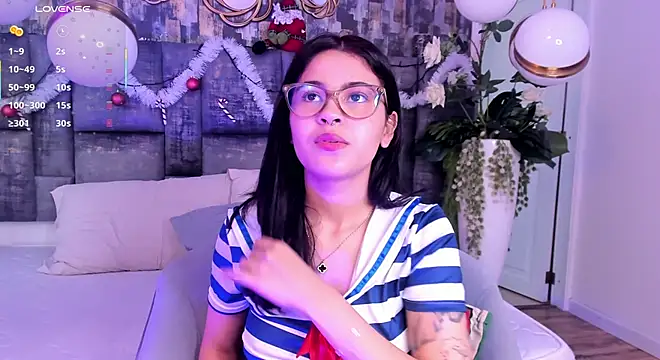 MaiaaCandy online show from 12/17/25, 03:18