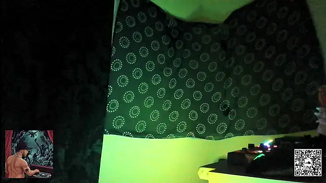 DjDiCKmannOnE online show from 09/18/25, 08:44