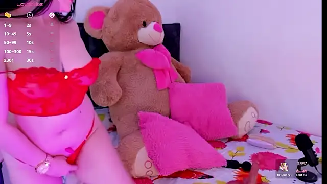 Snapshot of bellacruz3 chatting on 12/04/25, 10:13 bellacruz3 online show from 12/04/25, 10:13