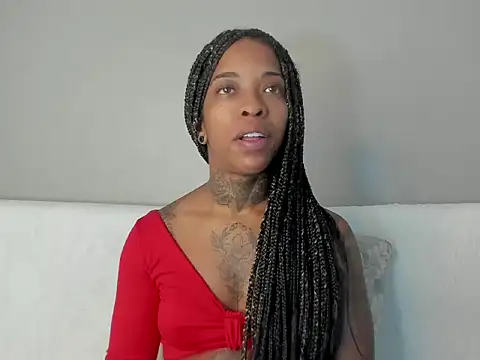 Pauline Fox online show from 09/25/25, 02:37