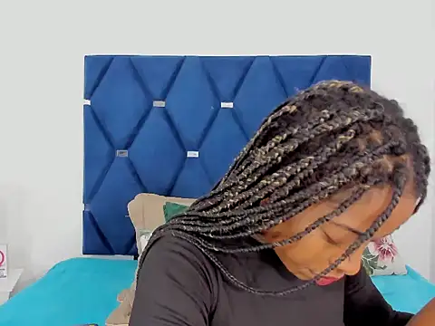 Pauline Fox online show from 10/13/25, 12:10