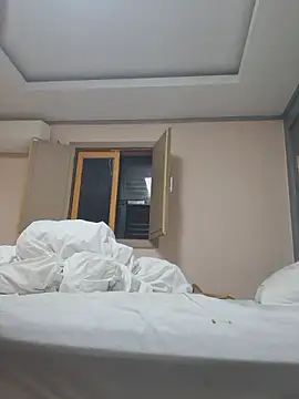 Snapshot of zzangzoa chatting on 11/30/25, 11:36 zzangzoa online show from 11/30/25, 11:36