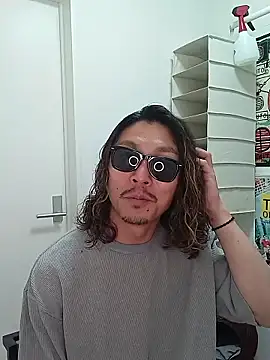 specialz0831 online show from 04/21/26, 12:33