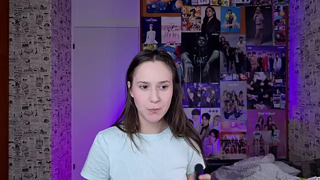 LucyRose3 online show from 12/03/25, 04:42