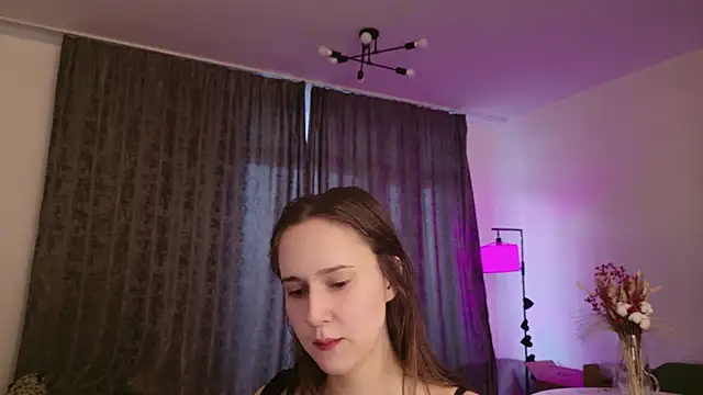 LucyRose3 online show from 03/27/26, 04:40