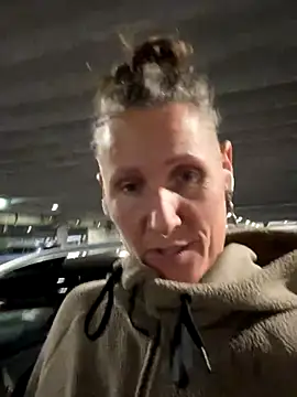 SwingWingWomanSweden online show from 09/25/25, 06:55