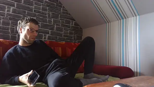 vers92 seb online show from 10/03/25, 01:41