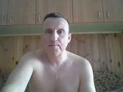 Snapshot of Maksymilian1 chatting on 02/01/26, 11:42 Maksymilian1 online show from 02/01/26, 11:42