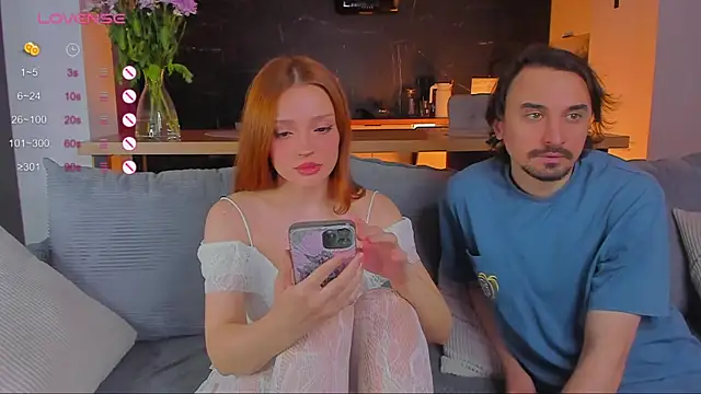 Snapshot of honeymoon11000 chatting on 09/15/25, 03:01 honeymoon11000 online show from 09/15/25, 03:01