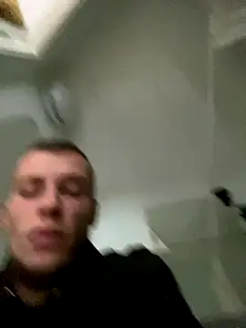 Snapshot of PUER4IK chatting on 10/04/25, 08:23 PUER4IK online show from 10/04/25, 08:23