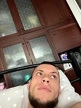 Snapshot of PUER4IK chatting on 10/08/25, 10:02 PUER4IK online show from 10/08/25, 10:02