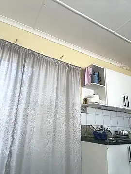 sexyBoobies98 online show from 01/11/26, 06:40