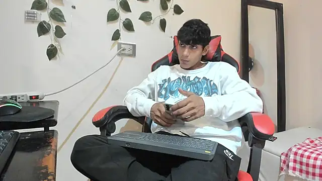 axel rousse2 online show from 11/01/25, 10:23