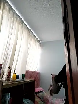 kittenFreyja  online show from 01/17/26, 08:45