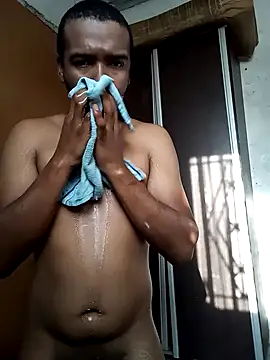 Snapshot of FANTASY_900 chatting on 09/26/25, 02:32 FANTASY 900 online show from 09/26/25, 02:32