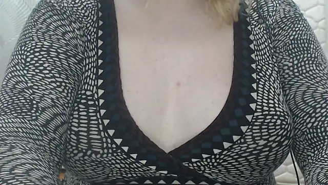 LunoviaXL online show from 04/27/26, 11:41