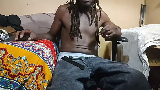 EYEzIAM online show from 10/12/25, 12:48