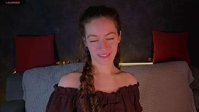 Snapshot of Agnes_Wells chatting on 05/11/26, 03:12 Agnes Wells online show from 05/11/26, 03:12