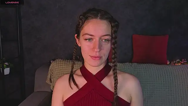 Snapshot of Agnes_Wells chatting on 06/02/26, 01:07 Agnes Wells online show from 06/02/26, 01:07