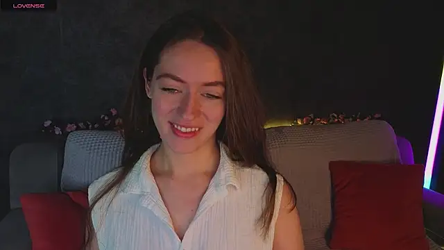 Snapshot of Agnes_Wells chatting on 06/06/26, 01:11 Agnes Wells online show from 06/06/26, 01:11