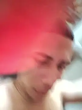 Snapshot of Davig4 chatting on 10/18/25, 12:06 Davig4 online show from 10/18/25, 12:06