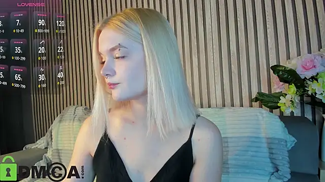 Snapshot of Carrie_Foster chatting on 10/03/25, 05:10 Carrie Foster online show from 10/03/25, 05:10