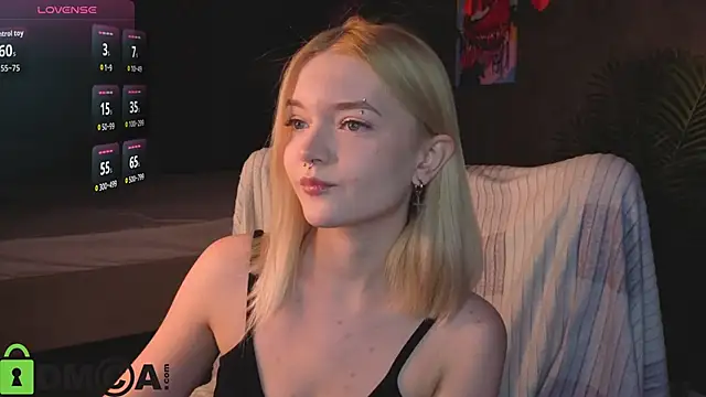 Snapshot of Carrie_Foster chatting on 03/02/26, 12:56 Carrie Foster online show from 03/02/26, 12:56