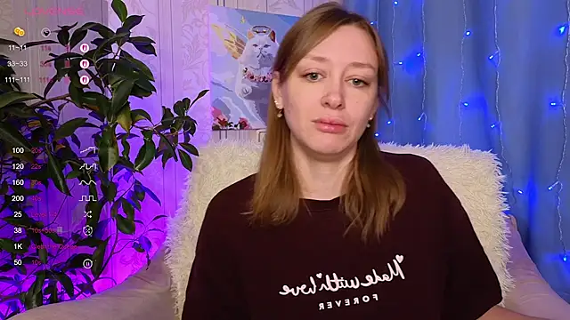 evashiny  online show from 01/06/26, 03:32