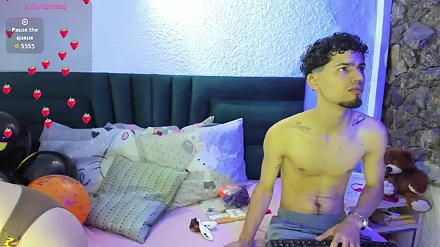 Chris Angel  online show from 10/26/25, 01:06