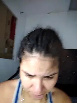 Snapshot of Vale_Nikol21 chatting on 02/11/26, 01:10 Vale Nikol21 online show from 02/11/26, 01:10