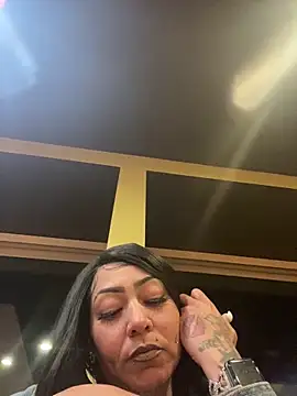 Flossee online show from 04/05/26, 08:33