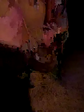 Snapshot of maroocandick chatting on 10/22/25, 06:18 maroocandick online show from 10/22/25, 06:18