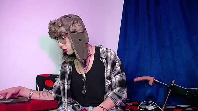 lucky stricke online show from 03/31/26, 03:52