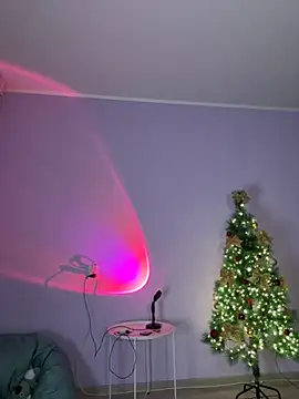 KassandraTress online show from 12/21/25, 03:41