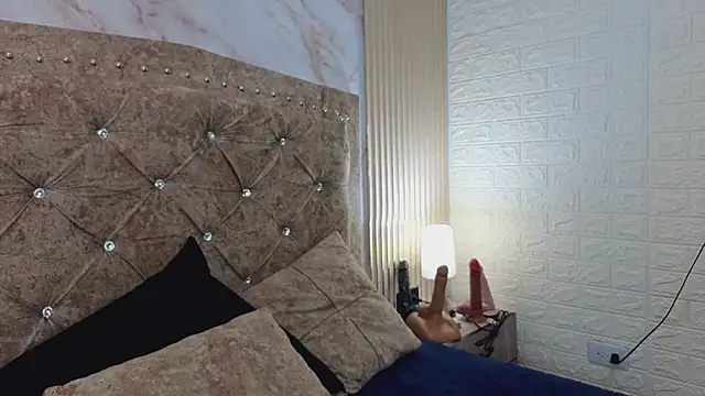 AnastasiaColeman online show from 04/16/26, 09:39