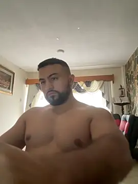 Snapshot of DoctorArabe3 chatting on 10/06/25, 12:24 DoctorArabe3 online show from 10/06/25, 12:24