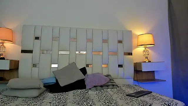 nextboywell1 online show from 03/14/26, 03:56