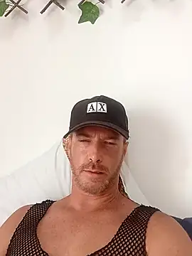 Snapshot of Loiroatv36 chatting on 02/03/26, 02:55 Loiroatv36 online show from 02/03/26, 02:55