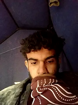 Snapshot of ParousFlow chatting on 12/16/25, 10:53 ParousFlow online show from 12/16/25, 10:53