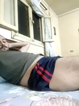 Snapshot of modysalpoy chatting on 11/17/25, 01:44 modysalpoy online show from 11/17/25, 01:44