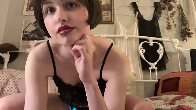 Snapshot of urbbydollxx chatting on 06/17/26, 09:01 urbbydollxx online show from 06/17/26, 09:01