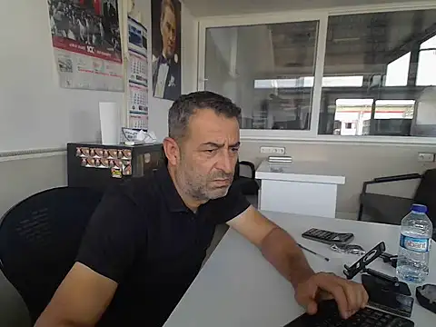 rafasilva3535 online show from 09/26/25, 10:52