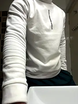 Snapshot of Atngt_69 chatting on 11/14/25, 04:06 Atngt 69 online show from 11/14/25, 04:06