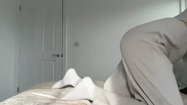 lolableux online show from 04/10/26, 04:01